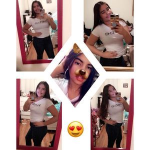 Meet your Posher, Carla